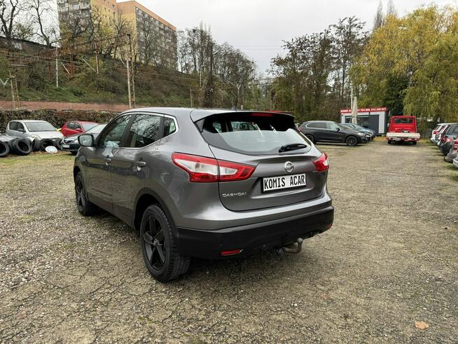 Nissan Qashqai 1.2DIG-T-115km-Serwisowany-Bezwypadkowy-Navi-Kamera-Klimatronik-2xPDC