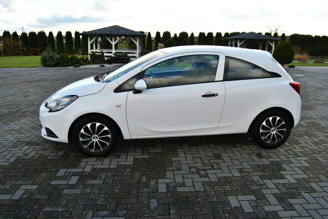 Opel Corsa 1,2 benzyna, Zarejestrowany PL , 2 SZTUKI bezwypadkowy, niski przebieg