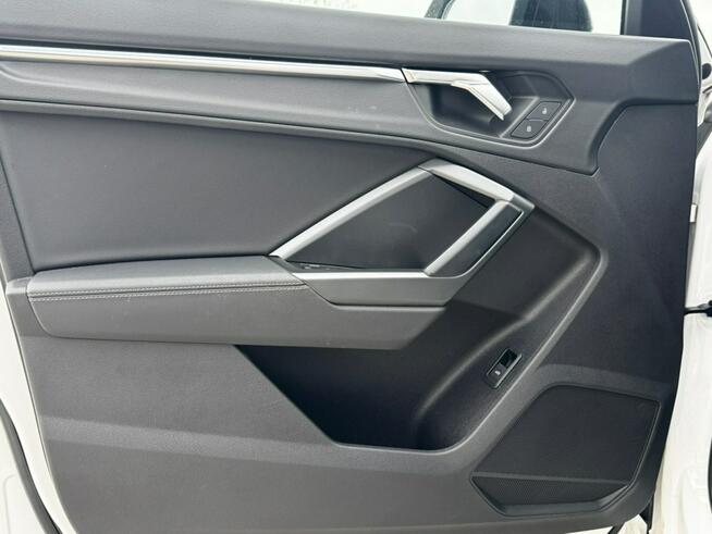 Audi Q3 S-Line / Aktywny tempomat / Panorama / Asystent pasa / FV 23%
