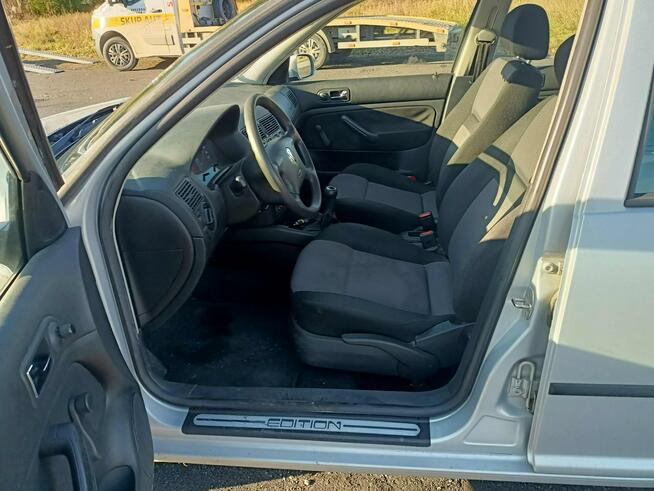 Volkswagen Golf 1.9TDI 90 km 00r