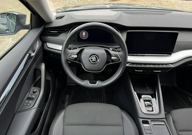 Škoda Octavia Selection Combi 1.5 TSI m-HEV 150KM DSG 2024 Bezwypadkowy Gwarancja