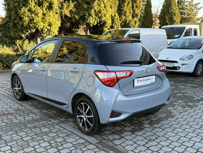 Toyota Yaris Premium,Lift, Kamera,,Navi, Gwarancja