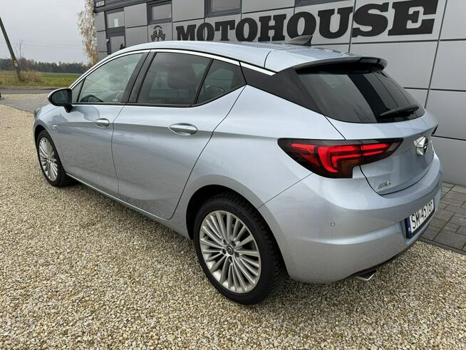 Opel Astra 1,6 SIDI Turbo "Innovation"