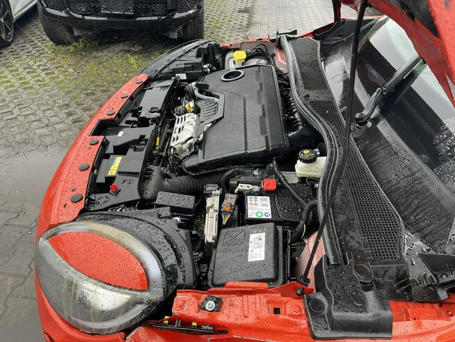 Fiat 600 Automat Hybryda mHEV Klimatronik Kamera Virtual cockpit