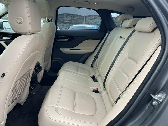 Jaguar F-PACE Prestige Automat AWD Kamera Skóra Panorama 241KM