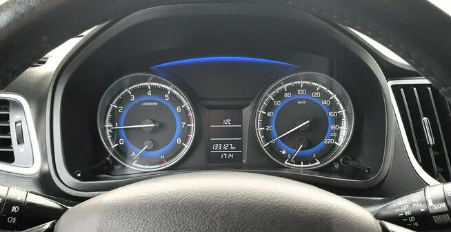 Suzuki Baleno Ledy do jazdy dziennej/Alufelgi/Czujniki park. /Zestaw głośnomówiący