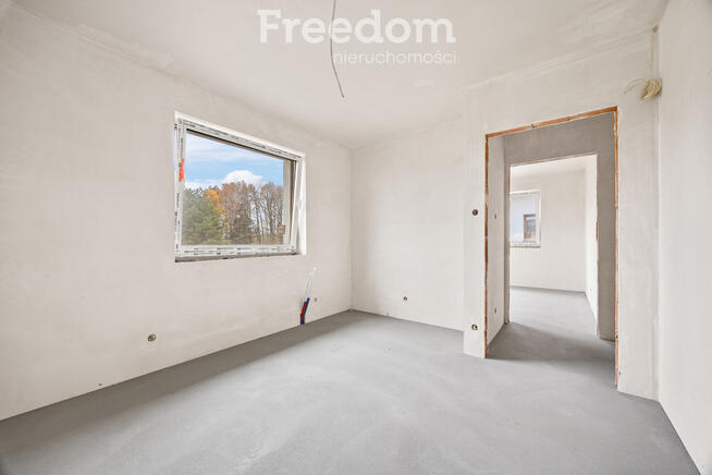 Dom bliźniak w stanie deweloperskim – Kaputy