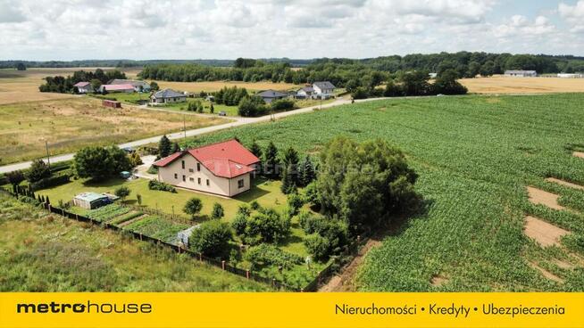 Dom wolnostojący z garażem - Parnowo