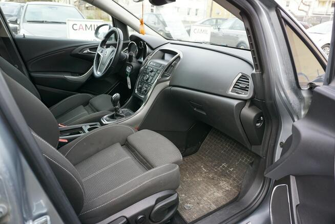 Opel Astra zarejestrowany, ubezpieczony, bogato wyposażony