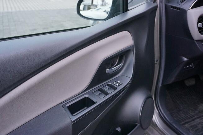 Toyota Yaris zarejestrowany, ubezpieczony, selection, automatyczna skrzynia biegów