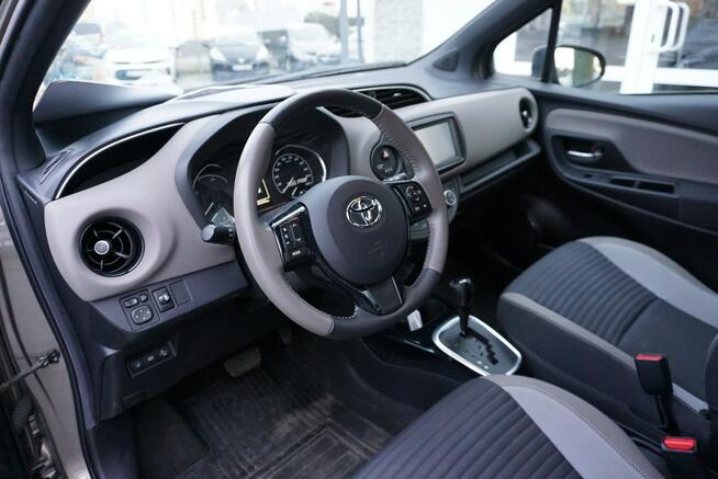Toyota Yaris zarejestrowany, ubezpieczony, selection, automatyczna skrzynia biegów