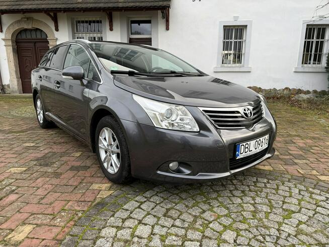 Toyota Avensis 1.8 147KM 111tys.km! Serwis ASO Bezwypadkowy Kamera Navi Gwarancja
