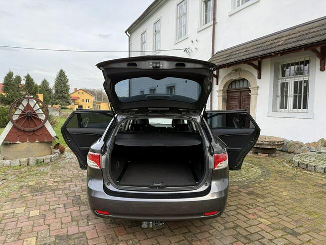 Toyota Avensis 1.8 147KM 111tys.km! Serwis ASO Bezwypadkowy Kamera Navi Gwarancja