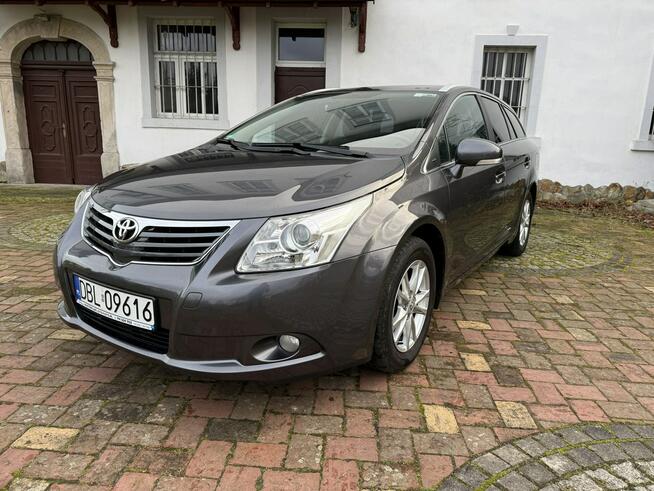 Toyota Avensis 1.8 147KM 111tys.km! Serwis ASO Bezwypadkowy Kamera Navi Gwarancja