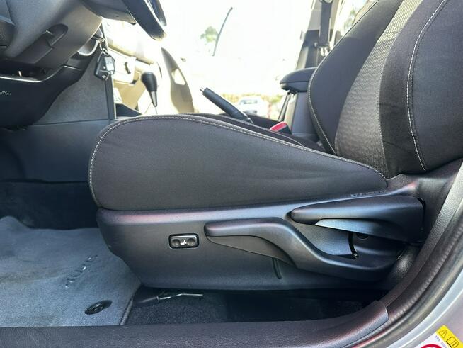 Toyota Auris Grzane fotele, Kamera, Climatronic, LED, Czujniki, Serwis GWARANCJA !
