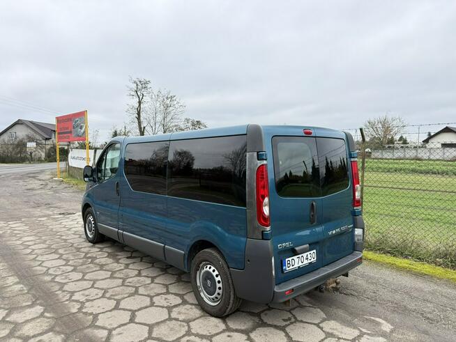 Opel Vivaro 9 osobowy L2 długi Long