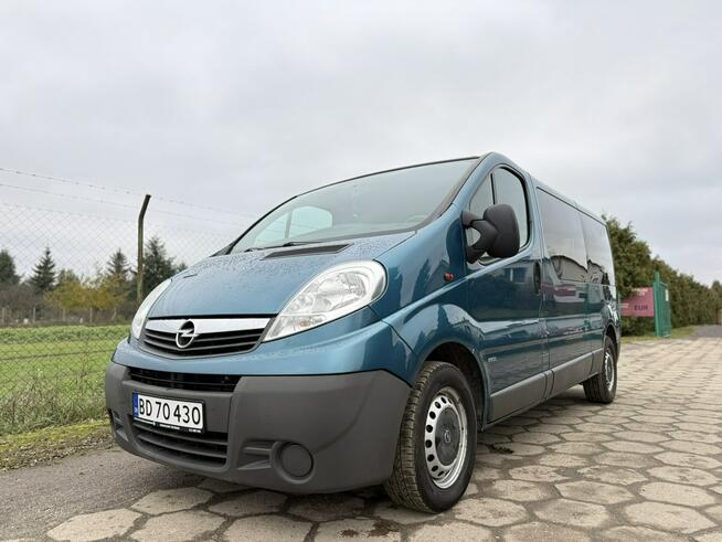 Opel Vivaro 9 osobowy L2 długi Long