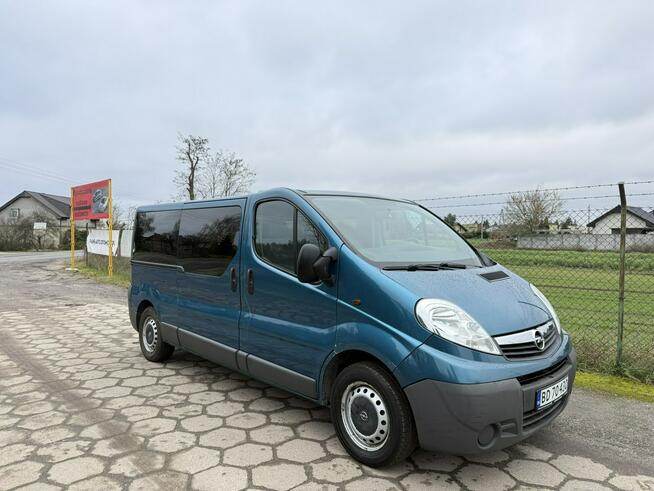 Opel Vivaro 9 osobowy L2 długi Long