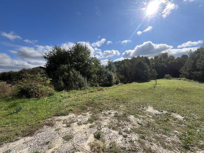 Działka 1441 m2 prze drodze 747 w Lipie Miklas.