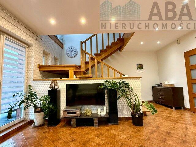 Konin ul. Bursztynowa/Przydziałki -zadbany dom na sprzedaż