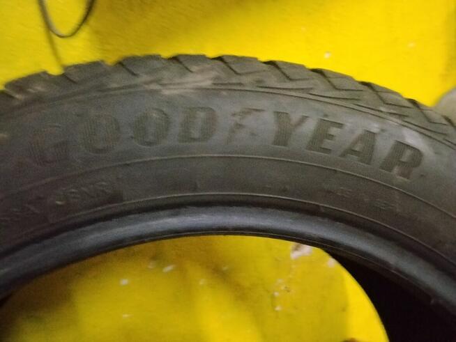 Opony 17 całoroczne. M+S .