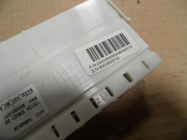 sterownik lodowki bosch KGV36NL20 9000601077