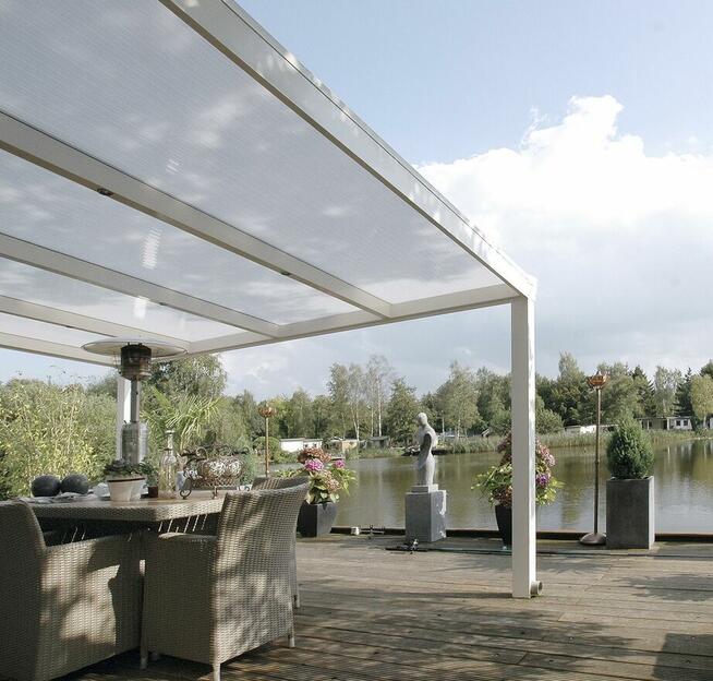 POLIWĘGLAN komorowy lity trapezowy falisty świetliki dach