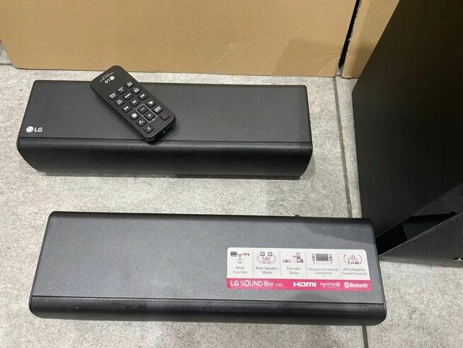 Zestaw kina domowego podwójny soundbar i subwoofer LG SJ7(B0