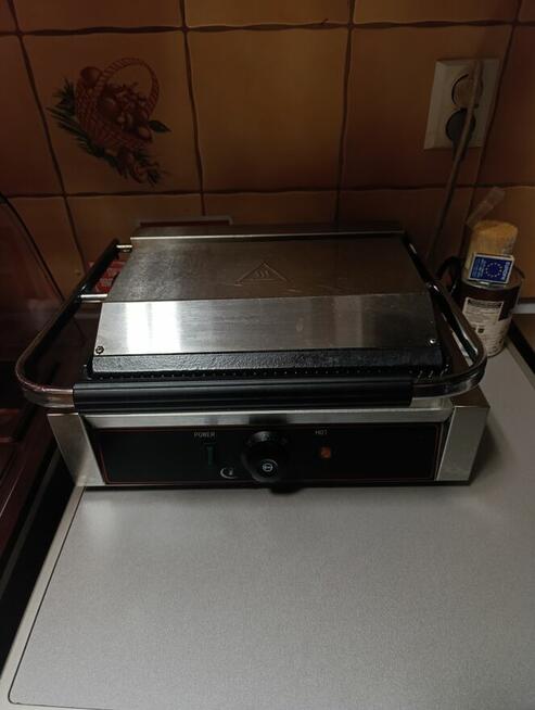 Sprzedam sprzęt gastronomiczny