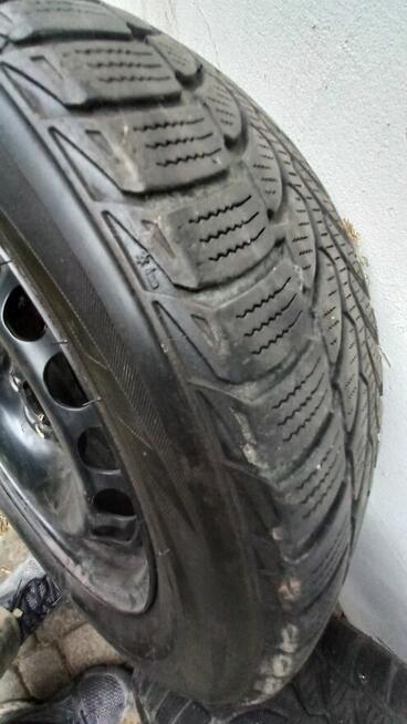 Felgi stalowe 15 wraz z oponami zimowymi