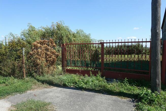 Dom wolnostojący z lat 60-tych, do generalnego remontu!!!