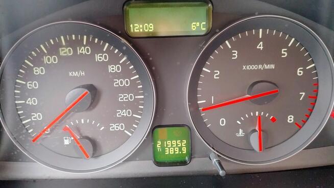 VOLVO C30 1.6 benzyna salon Polska