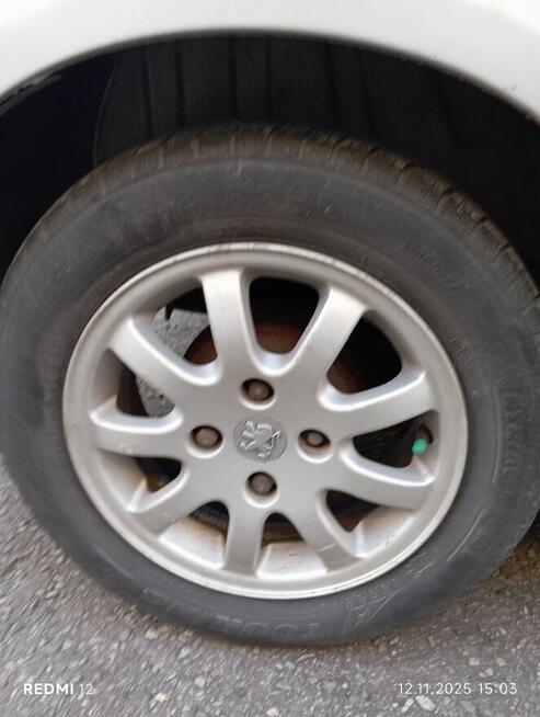 Felgi aluminiowe i opony letnie firmy Tubeless