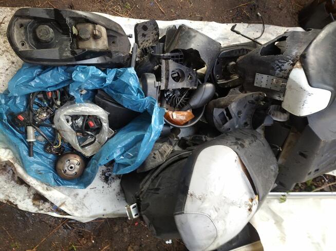 Sprzedam pakiet 5 skuterow