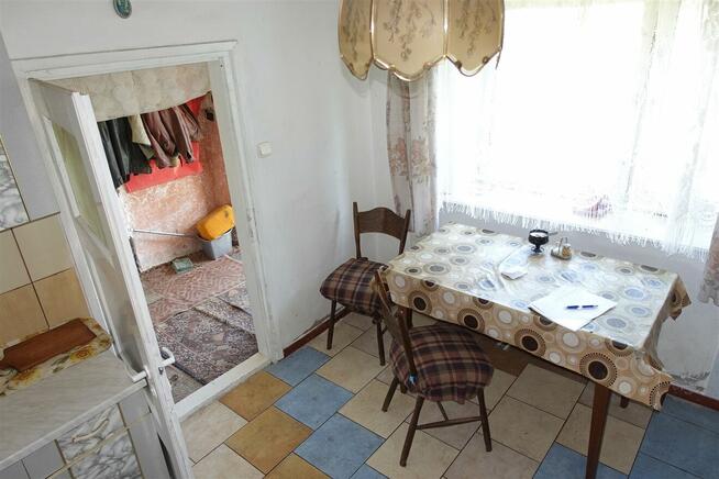 Dom wolnostojący z lat 60-tych, do generalnego remontu!!!