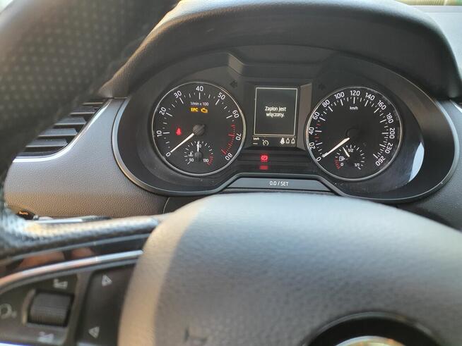 Skoda octawia 1.4 z niewielkim przebiegiem