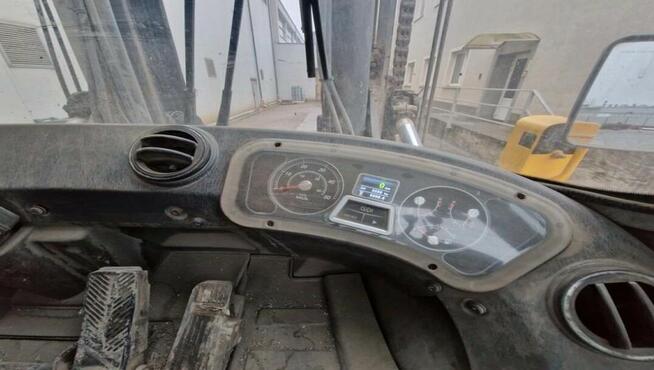 Syndyk sprzeda wózek jezdniowy Huyndai 16T, rok prod. 2011