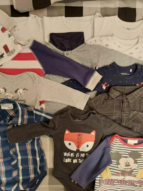 Paka ubrań roz. 62/68-74 około 100 szt +karuzela, kombinezony