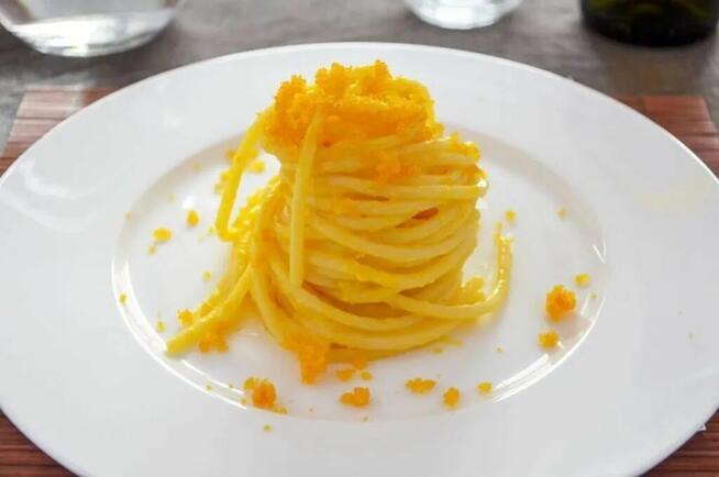 Cała suszona ikra barweny (Bottarga di Muggine), 85 g x 2