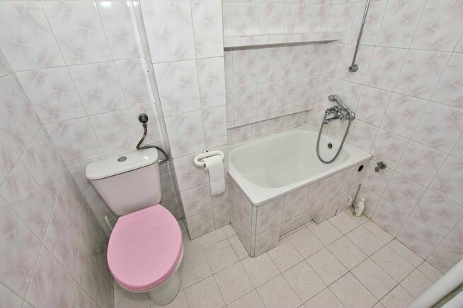 3-pokojowe 54m2 na I piętrze bloku w centrum, 1go Maja.