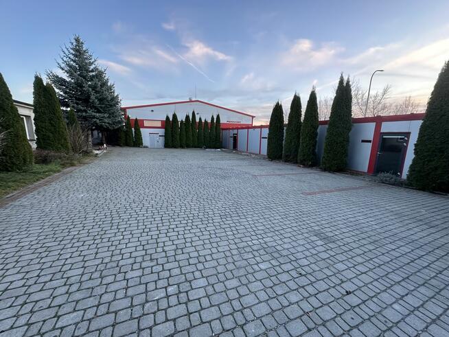 HALA 320M2 PLUS 700M2 BIURA I INNE W STREFIE MOCHÓW