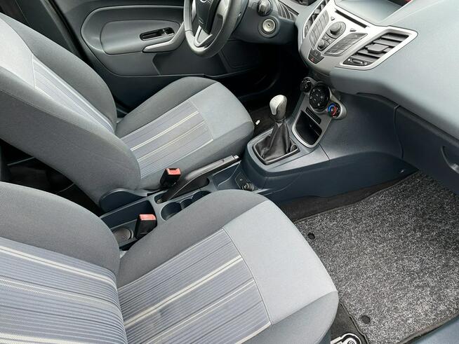 Ford Fiesta Niski oryginalny przebieg !!!