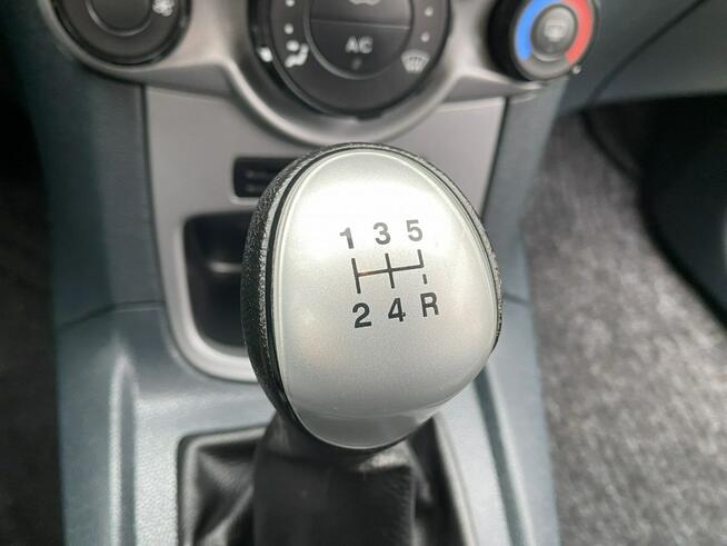 Ford Fiesta Niski oryginalny przebieg !!!