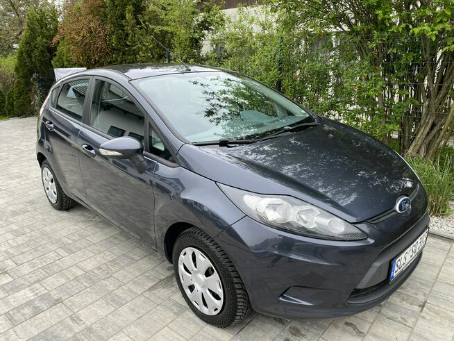 Ford Fiesta Niski oryginalny przebieg !!!