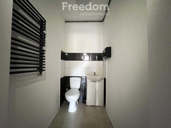 Przestronny lokal usługowy w centrum miasta