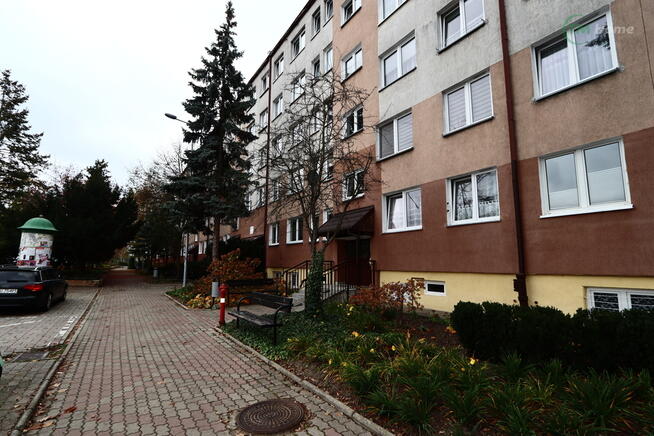 Trzy pokoje przy ul. Kolejowej w Polkowicach.