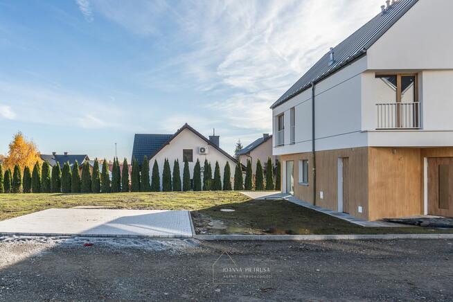 Dom z dużym ogrodem! Ostatnie 2 lokale | 15 min od Krakowa