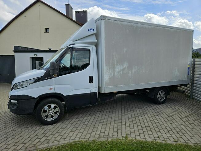 Iveco Daily 35S15 2.3 145KM bezwypadek NISKI PRZEBIEG winda FV 23% KONTENER