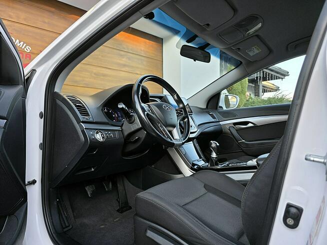 Hyundai i40 bezwypadkowy, nawigacja