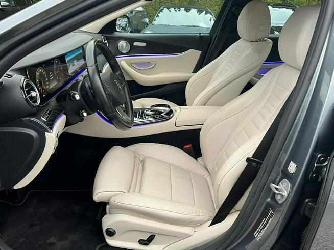 Mercedes E 220 LIFT AMG 4Matic FullLED Skóra Kamery Radar